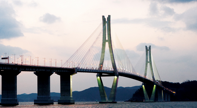 Geoga Bridge image
